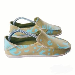 Olukai Nohea Canvas Print Women Green Blue Slip On Shoes Size 8.5